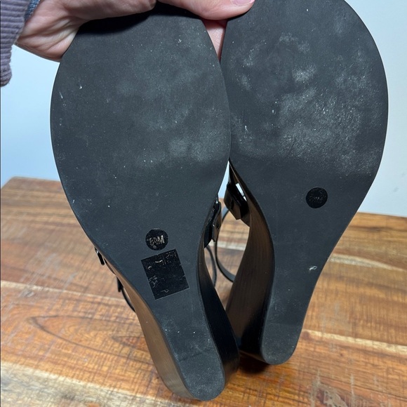 Tory Burch Black Wedge Sandals, Women’s 8.5 - Picture 6 of 9